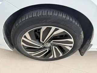 Volkswagen Sagitar 2022 купить из Китая, цена 1 526 000 ₽ — Suifenhe Auto