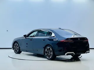 BMW 5 Series 2024 купить из Китая, цена 5 879 000 ₽ — Suifenhe Auto