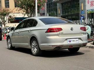 Volkswagen Magotan 2019 купить из Китая, цена 1 611 000 ₽ — Suifenhe Auto