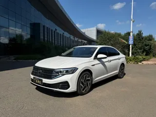 Volkswagen Sagitar 2022 купить из Китая, цена 1 805 000 ₽ — Suifenhe Auto