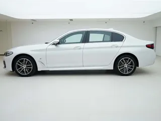 BMW 5 Series 2024 купить из Китая, цена 5 137 000 ₽ — Suifenhe Auto