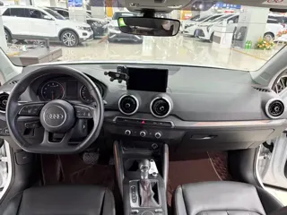 Audi Q2L 2023 купить из Китая, цена 1 923 000 ₽ — Suifenhe Auto