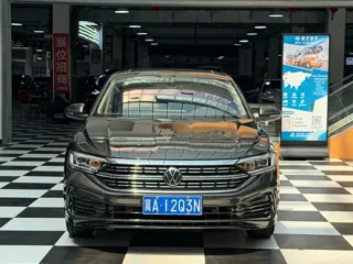 Volkswagen Sagitar 2022 купить из Китая, цена 1 562 000 ₽ — Suifenhe Auto
