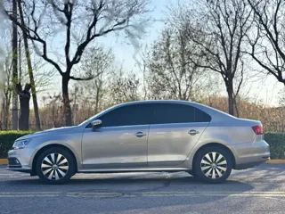Volkswagen Sagitar 2018 купить из Китая, цена 1 418 000 ₽ — Suifenhe Auto
