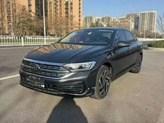 Volkswagen Sagitar 2023 купить из Китая, цена 1 386 000 ₽ — Suifenhe Auto