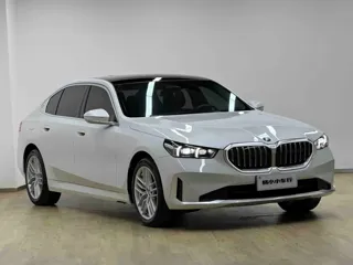 BMW 5 Series 2024 купить из Китая, цена 6 243 000 ₽ — Suifenhe Auto