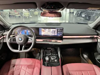 BMW 5 Series 2025 купить из Китая, цена 7 179 000 ₽ — Suifenhe Auto