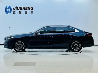 BMW 5 Series 2025 купить из Китая, цена 7 145 000 ₽ — Suifenhe Auto