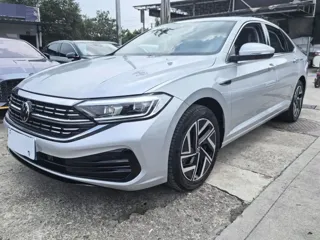 Volkswagen Sagitar 2023 купить из Китая, цена 2 696 000 ₽ — Suifenhe Auto