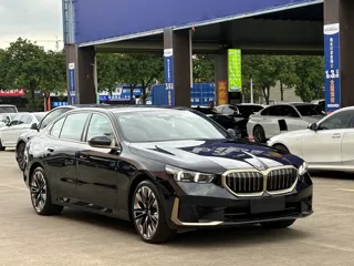 BMW 5 Series 2025 купить из Китая, цена 7 661 000 ₽ — Suifenhe Auto