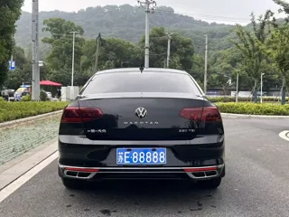 Volkswagen Magotan 2023 купить из Китая, цена 3 470 000 ₽ — Suifenhe Auto