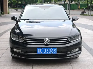 Volkswagen Magotan 2019 купить из Китая, цена 1 455 000 ₽ — Suifenhe Auto