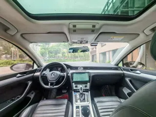 Volkswagen Magotan 2019 купить из Китая, цена 1 455 000 ₽ — Suifenhe Auto