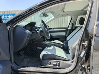 Volkswagen Magotan 2025 купить из Китая, цена 4 226 000 ₽ — Suifenhe Auto