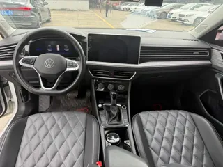 Volkswagen Sagitar 2022 купить из Китая, цена 1 510 000 ₽ — Suifenhe Auto