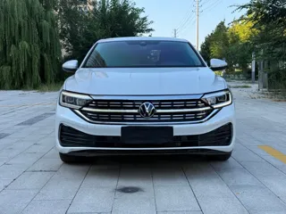 Volkswagen Sagitar 2025 купить из Китая, цена 2 715 000 ₽ — Suifenhe Auto