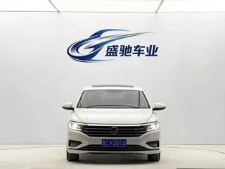 Volkswagen Sagitar 2022 купить из Китая, цена 1 923 000 ₽ — Suifenhe Auto
