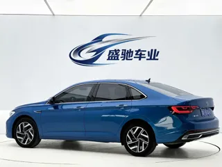 Volkswagen Sagitar 2022 купить из Китая, цена 2 027 000 ₽ — Suifenhe Auto