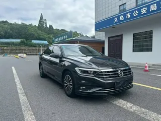 Volkswagen Sagitar 2020 купить из Китая, цена 1 494 000 ₽ — Suifenhe Auto
