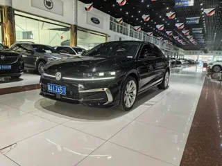 Volkswagen Magotan 2025 купить из Китая, цена 4 350 000 ₽ — Suifenhe Auto