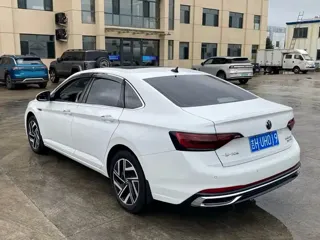 Volkswagen Sagitar 2023 купить из Китая, цена 1 753 000 ₽ — Suifenhe Auto
