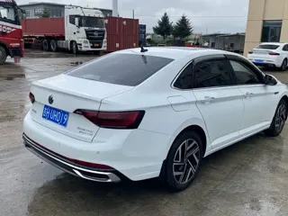 Volkswagen Sagitar 2023 купить из Китая, цена 1 753 000 ₽ — Suifenhe Auto