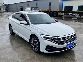 Volkswagen Sagitar 2023 купить из Китая, цена 1 753 000 ₽ — Suifenhe Auto