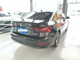 Volkswagen Sagitar 2022 купить из Китая, цена 1 576 000 ₽ — Suifenhe Auto