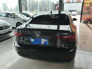 Volkswagen Sagitar 2022 купить из Китая, цена 1 576 000 ₽ — Suifenhe Auto