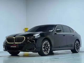 BMW 5 Series 2024 купить из Китая, цена 7 202 000 ₽ — Suifenhe Auto