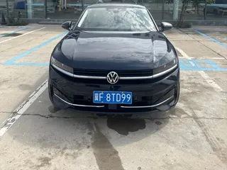 Volkswagen Magotan 2024