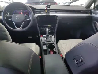 Volkswagen Magotan 2024 купить из Китая, цена 3 786 000 ₽ — Suifenhe Auto