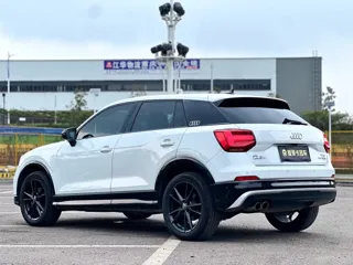 Audi Q2L 2019 купить из Китая, цена 1 624 000 ₽ — Suifenhe Auto