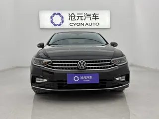 Volkswagen Magotan 2025 купить из Китая, цена 2 800 000 ₽ — Suifenhe Auto