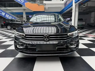 Volkswagen Magotan 2023 купить из Китая, цена 1 962 000 ₽ — Suifenhe Auto