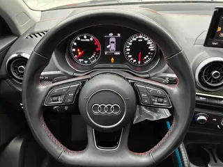 Audi Q2L 2022 купить из Китая, цена 2 173 000 ₽ — Suifenhe Auto
