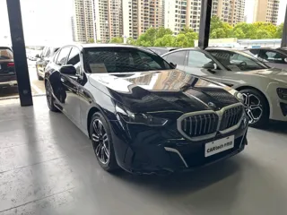 BMW 5 Series 2024 купить из Китая, цена 6 032 000 ₽ — Suifenhe Auto