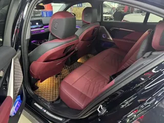 BMW 5 Series 2026 купить из Китая, цена 8 044 000 ₽ — Suifenhe Auto