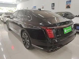 Hongqi H9 2025 купить из Китая, цена 5 005 000 ₽ — Suifenhe Auto