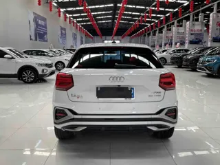Audi Q2L 2023 купить из Китая, цена 2 196 000 ₽ — Suifenhe Auto