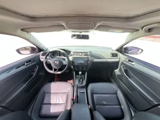 Volkswagen Sagitar 2018 купить из Китая, цена 1 351 000 ₽ — Suifenhe Auto