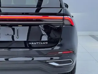 Lincoln Nautilus 2024 купить из Китая, цена 5 068 000 ₽ — Suifenhe Auto