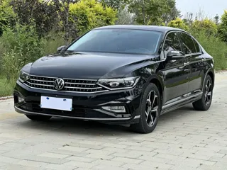 Volkswagen Magotan 2023 купить из Китая, цена 2 173 000 ₽ — Suifenhe Auto