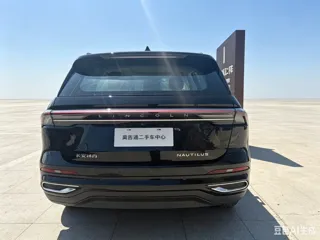 Lincoln Nautilus 2026 купить из Китая, цена 6 303 000 ₽ — Suifenhe Auto