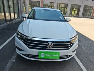Volkswagen Sagitar 2021 купить из Китая, цена 1 573 000 ₽ — Suifenhe Auto