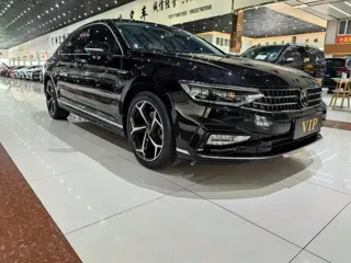 Volkswagen Magotan 2024 купить из Китая, цена 3 451 000 ₽ — Suifenhe Auto
