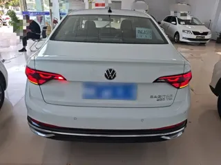 Volkswagen Sagitar 2023 купить из Китая, цена 1 349 000 ₽ — Suifenhe Auto