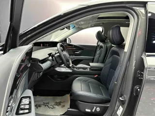 Lincoln Nautilus 2023 купить из Китая, цена 4 900 000 ₽ — Suifenhe Auto