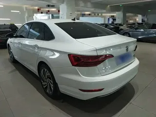 Volkswagen Sagitar 2021 купить из Китая, цена 1 614 000 ₽ — Suifenhe Auto