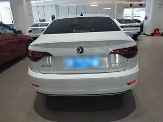 Volkswagen Sagitar 2021 купить из Китая, цена 1 614 000 ₽ — Suifenhe Auto